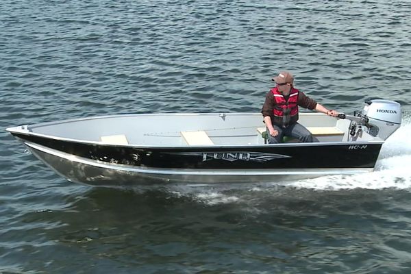 Lund WC 14 Tiller - main image