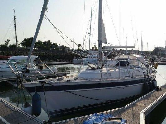 Hallberg-Rassy 34 - main image