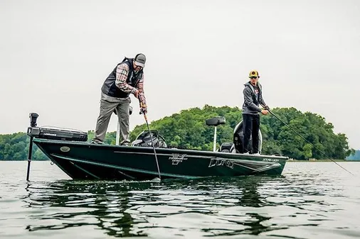 Lund 1875-PRO-V-MUSKY-XS image