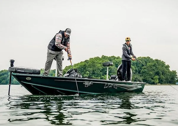 Lund 1875-PRO-V-MUSKY-XS image