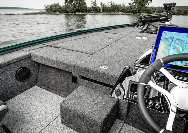 Lund 1875-PRO-V-MUSKY-XS image