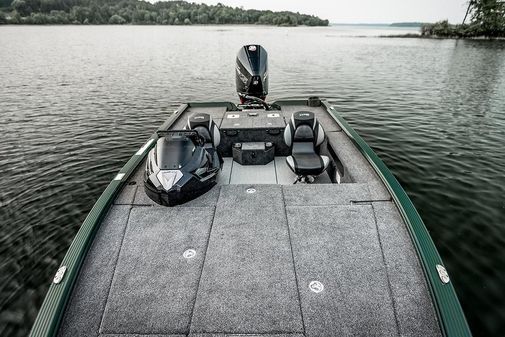 Lund 1875-PRO-V-MUSKY-XS image