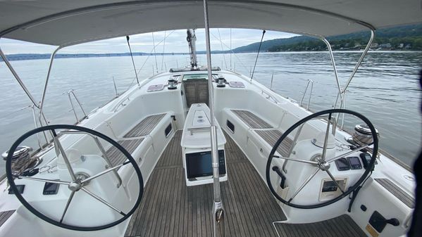 Beneteau Oceanis 54 image