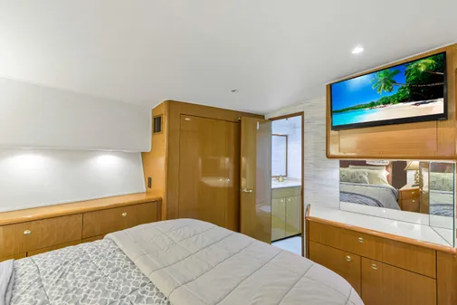 Viking 55 Convertible image