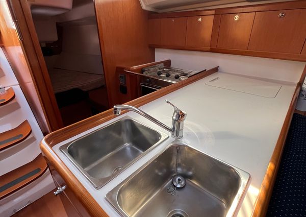 Beneteau OCEANIS-37 image