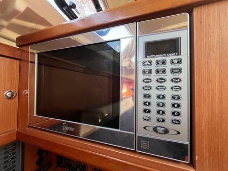 Beneteau OCEANIS-37 image