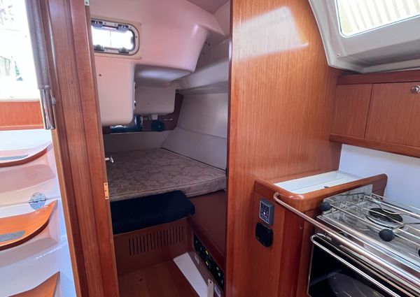 Beneteau OCEANIS-37 image