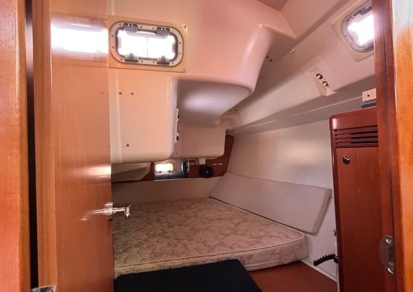 Beneteau OCEANIS-37 image