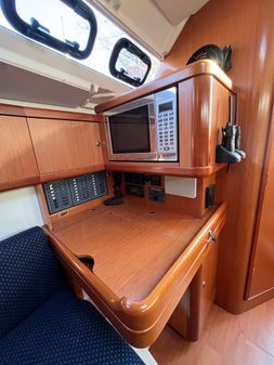 Beneteau OCEANIS-37 image