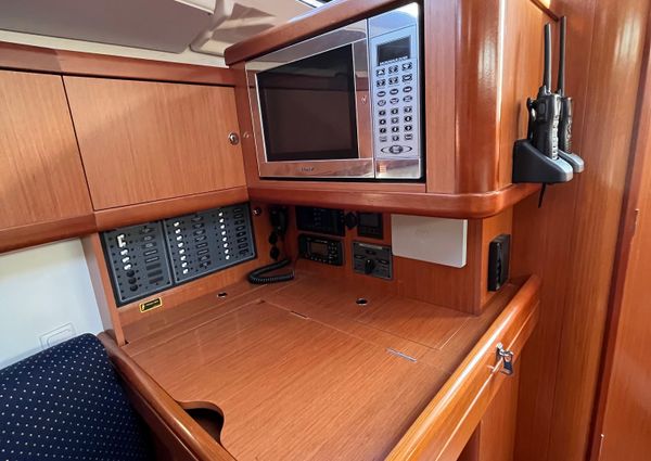 Beneteau OCEANIS-37 image