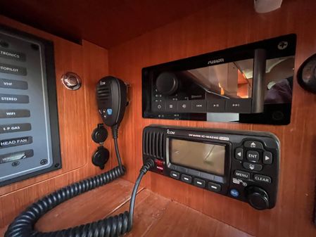 Beneteau OCEANIS-37 image