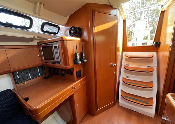 Beneteau OCEANIS-37 image