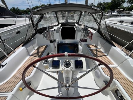 Beneteau OCEANIS-37 image