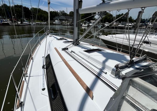 Beneteau OCEANIS-37 image