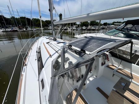 Beneteau OCEANIS-37 image