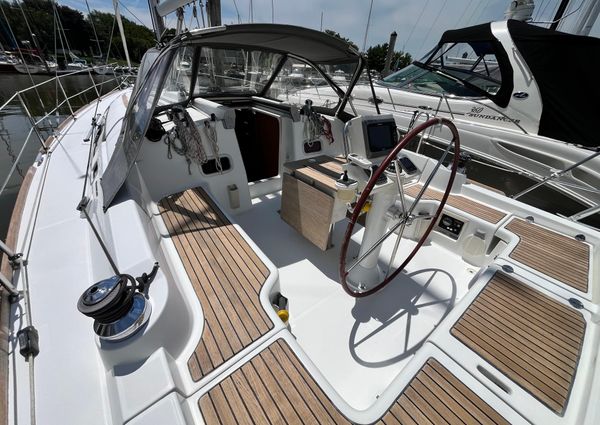 Beneteau OCEANIS-37 image