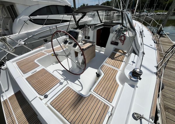 Beneteau OCEANIS-37 image