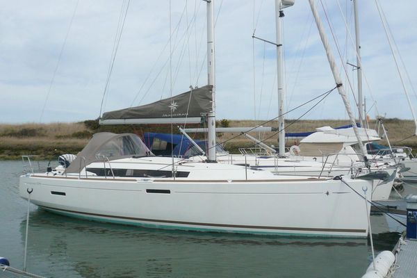 Jeanneau Sun Odyssey 379 - main image