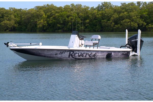 Yellowfin 21 Bay - main image