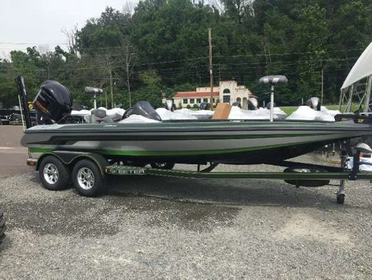 Skeeter ZX 250 - main image