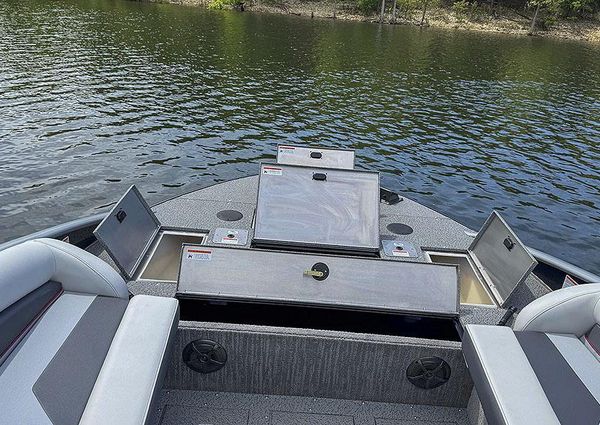 Lowe SPORT-DECK-224 image