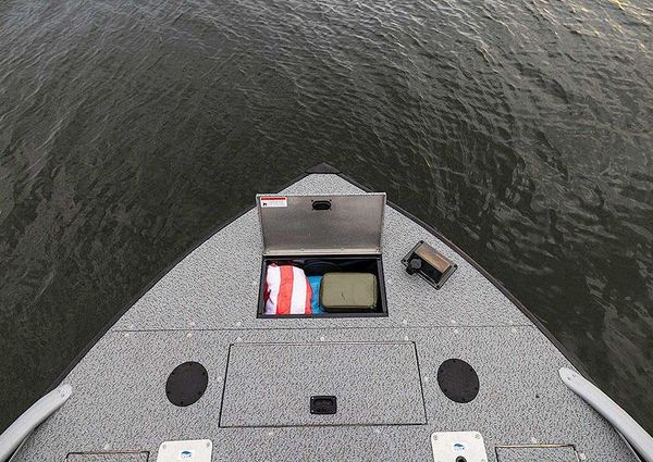 Lowe SPORT-DECK-224 image