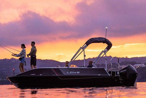 Lowe SPORT-DECK-224 image