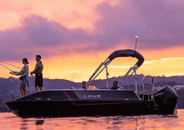 Lowe SPORT-DECK-224 image