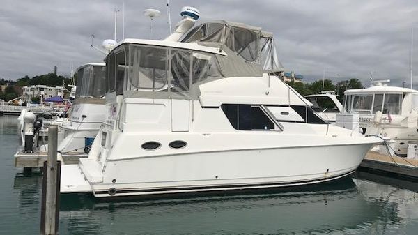 Silverton 392 Motor Yacht