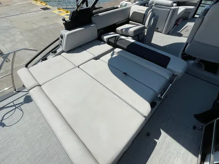 Harris 250 Solstice image