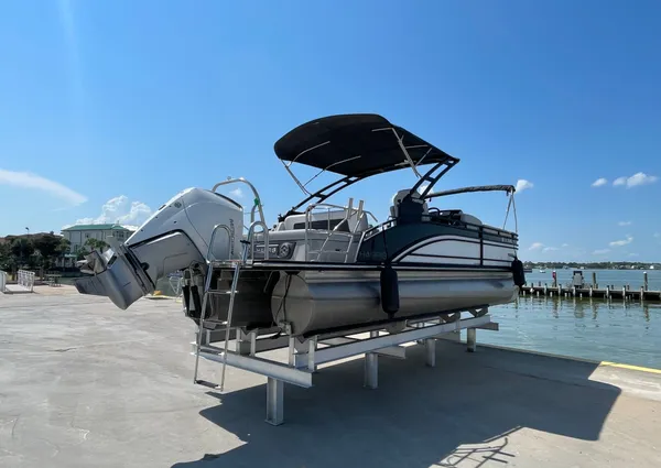 Harris 250 Solstice image