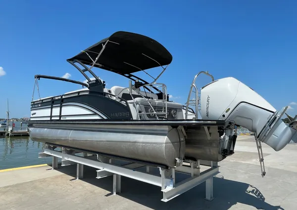 Harris 250 Solstice image