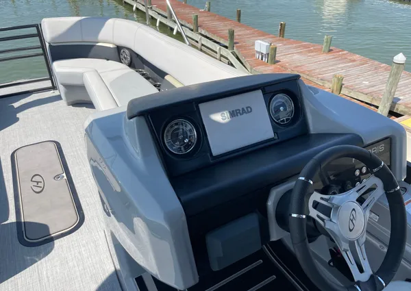 Harris 250 Solstice image