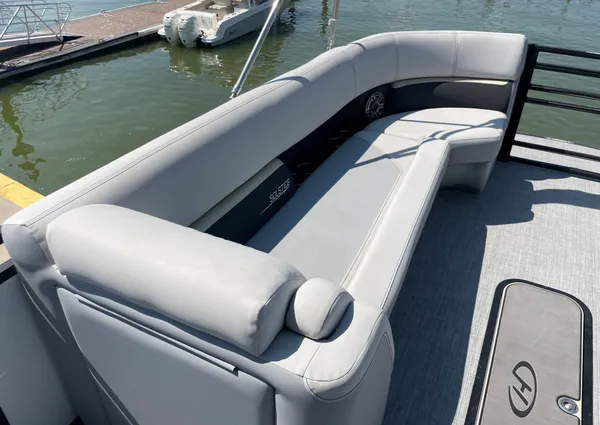 Harris 250 Solstice image