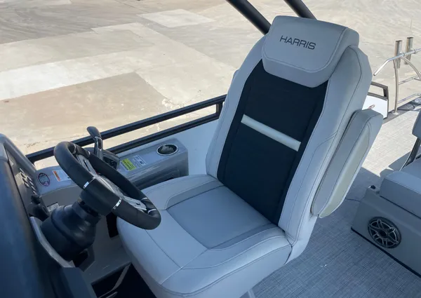 Harris 250 Solstice image