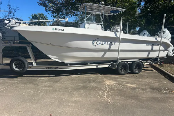 Twin Vee 260 VIVA image