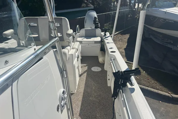 Twin Vee 260 VIVA image