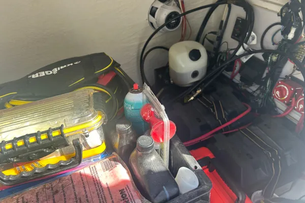 Twin Vee 260 VIVA image