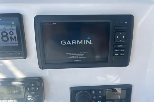 Twin Vee 260 VIVA image