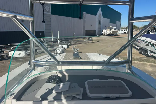 Twin Vee 260 VIVA image