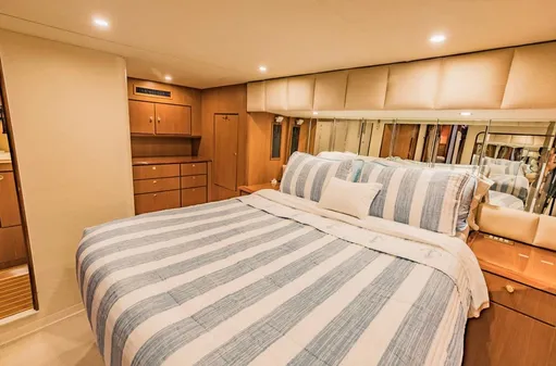 Ocean Yachts 60 Convertible image