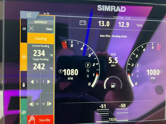 Sea Ray 320 Sundancer image