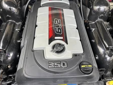 Sea Ray 320 Sundancer image