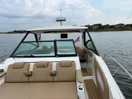 Sea Ray 320 Sundancer image