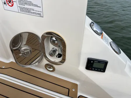 Sea Ray 320 Sundancer image
