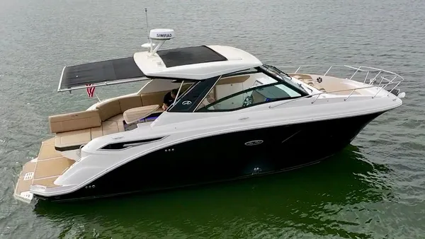 Sea Ray 320 Sundancer image