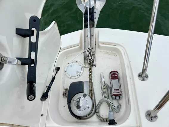 Sea Ray 320 Sundancer image