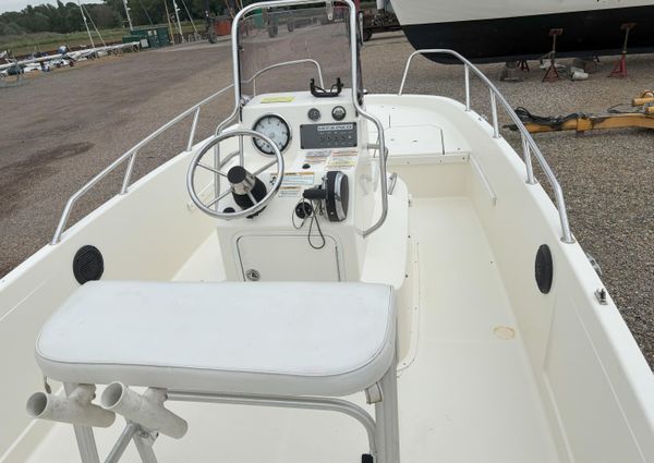 Bayliner ELEMENT-CC6 image