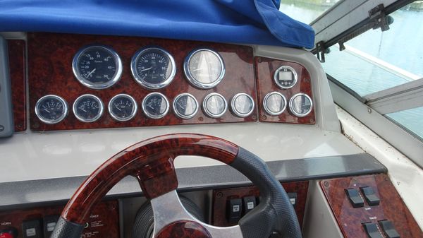 Formula 31-PERFORMANCE-CRUISER image