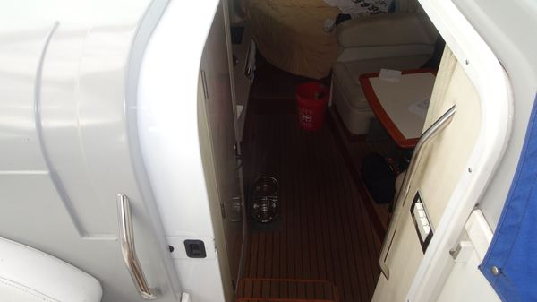 Formula 31-PERFORMANCE-CRUISER image